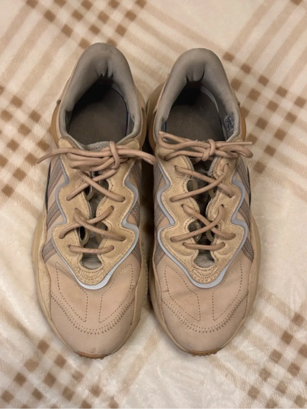 Adidas Ozweego Pale Nude EE6462